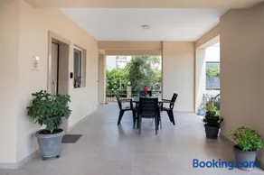 Vangos House - Image 1