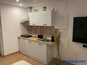 Superbe suite avec jacuzzi patio et sauna - Image 2