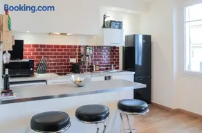 Charmant appartement sur le vieux port - Image 2