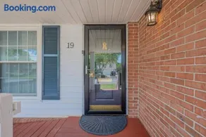 LUXURY HOME 5 BR 3 BA Near Beaches and Venues - Image 2