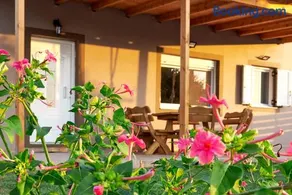 Villa Rose - Image 5