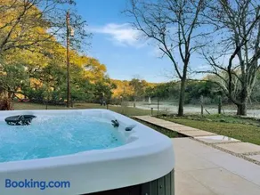 Wimberley Riverhaus - Image 3