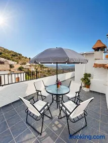 El nido del búho Soportujar Casa con terraza - Image 1