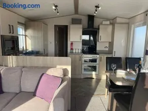 74 Bayside Cove Pevensey Bay Holiday Park - Image 5