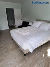 Islander Motel - Image 3