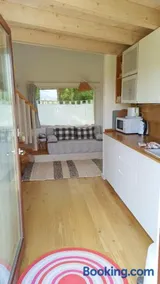 Mini casa con jardín - Image 4