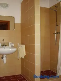 Martonvendeghaz 1 - Image 3