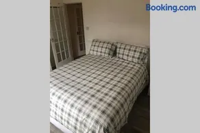 One bedroom Flat on the banks of Loch Lomond - Image 2