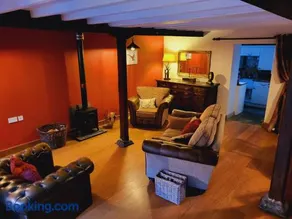 Ash Lodge at The Barn - Image 3