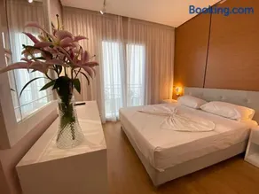 Hotel Edart - Image 1