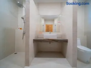 Elegant 4BR Villa with Pool2 - Image 3