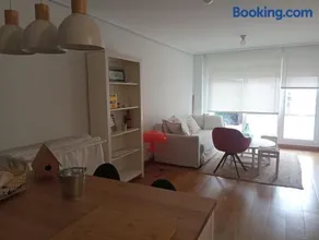 Apartamento con terraza - Image 3