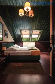 Shoemaker Irish Pub & Accommodation - Image 4