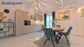 Blue Pearl Residence - Image 2