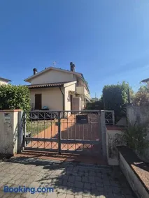 La Casina - Image 1