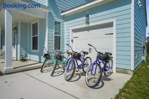 Play By The Bay - Brand-new Home close to the beach! - Image 2