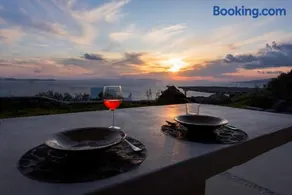 Stylish Mykonian apartment Semi-Private huge Pool - Image 3