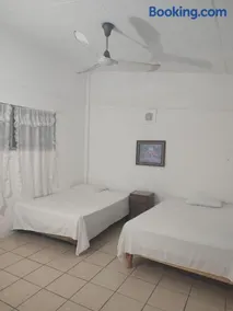 Hotel Caleta Bor Acapulco - Image 1