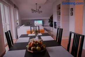 Tarnów Dom / Apartament w Centrum - Image 1