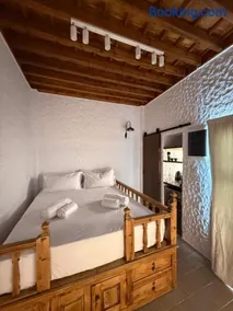 Apollino Lindos - Image 1