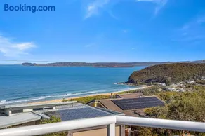 4 bedroom Chic Ocean View Home with Heated Pool, Fireplace and Hot Tub! - Image 3