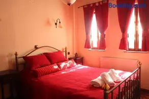 Gaea Mont Chalet - Image 3