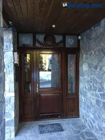 Muller Apartment - Image 1