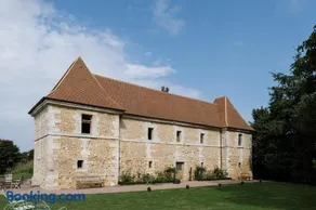 LA MOTTE FÉODALE luxury medieval MANOR rated 5 stars in Normandy - Image 1