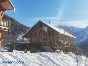 Chalet Gyronde - Image 1