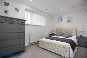 Stockton 1 bed home, lovely area - Image 4