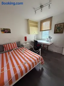 Sid's Home - Plateau Mont-Royal - Image 4