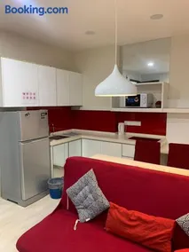 Straits Garden Suites - Image 2