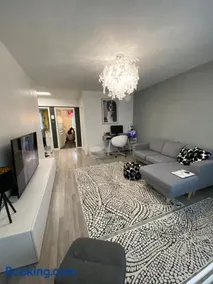 Amber Apartment - Image 1