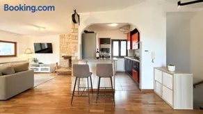 Alcione Family Residence - Image 2