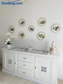 Superior Maladroxia Apartment - Image 3