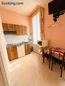 Studio confort à Néris-les-Bains - 18 m² avec jardin - Image 2