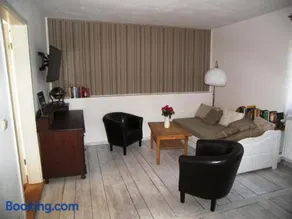 Sandburg - Image 3