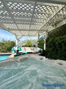 Villa Serena Water Island - Image 4
