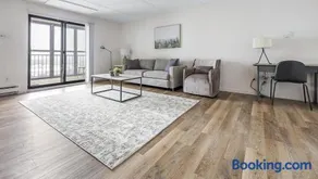Landing - Modern Apartment with Amazing Amenities (ID7508X96) - Image 2
