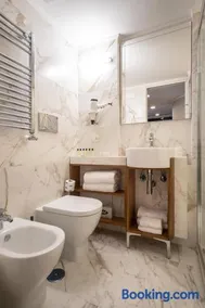Smeraldo Townhouse - Image 4