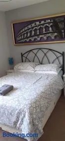 Constantine Court Homestay - Image 2