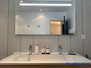 Côté Place - Appartement centre - Image 3
