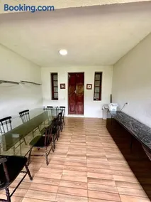 Guaramiranga Casa 10 suítes, Campo de Futebol e Vôlei - Image 3