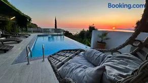 Infinity villa - Image 1