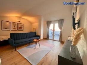 Downtown Apartments - Image 1