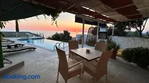 Infinity villa - Image 3