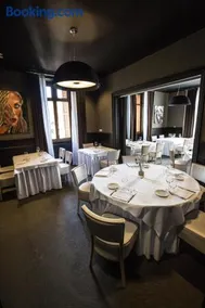 Hotel Olajauregi - Image 3