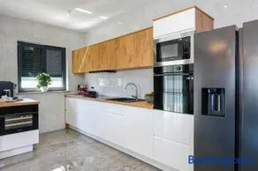 Holiday Villa MI - Image 1