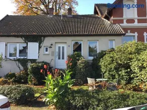 Ferienhaus Us lütt Hus und das Zimmer Linde im Haupthaus - Image 1