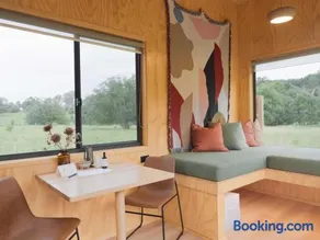 Butterfly Lane - Off-Grid Luxury Tiny Home, Byron Shire - Image 2